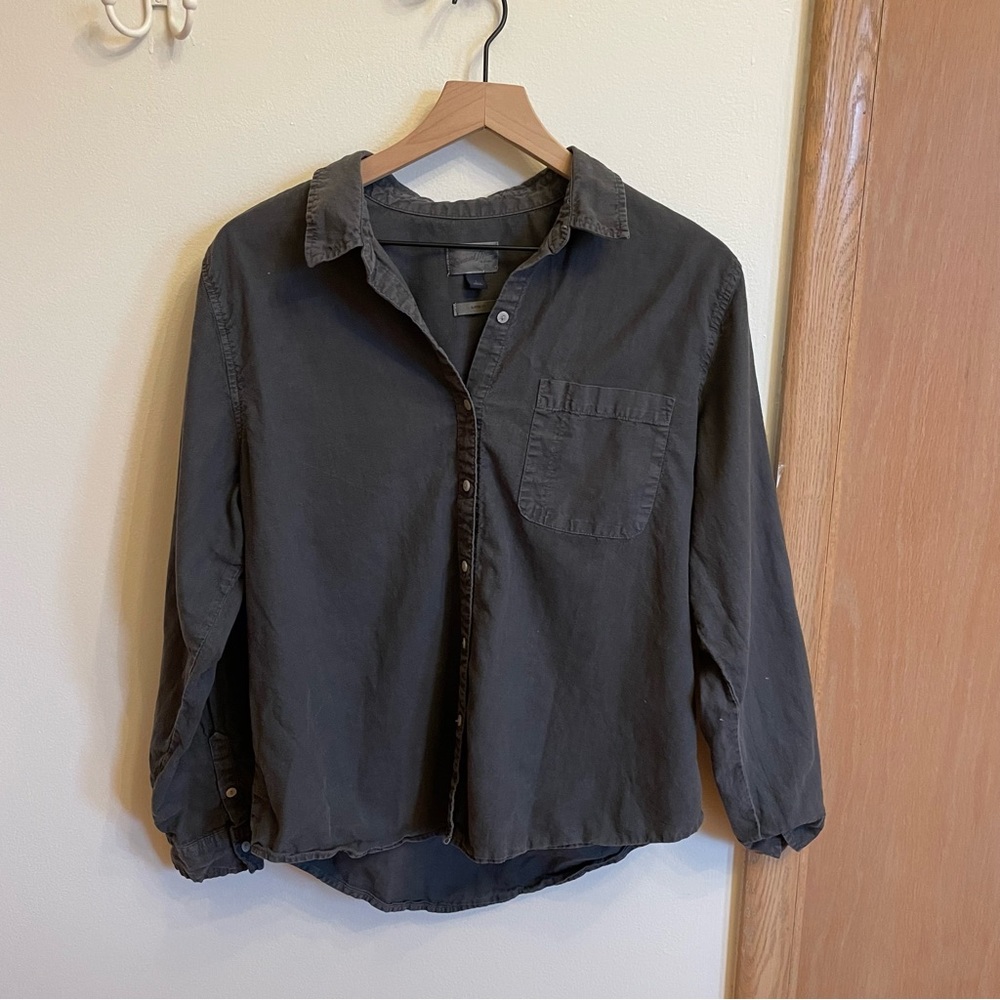 Universal Thread Classic Fit Grey Button Down
